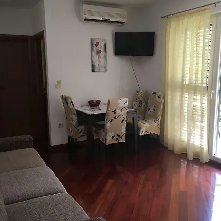 Vano Apartment Makarska